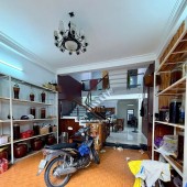 Bán nhà 3 tầng đường Hoà Minh 14 - (Sát Kinh Dương Vương, gần biển)